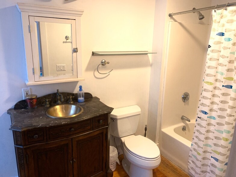 Building Photo - 30 Broadway