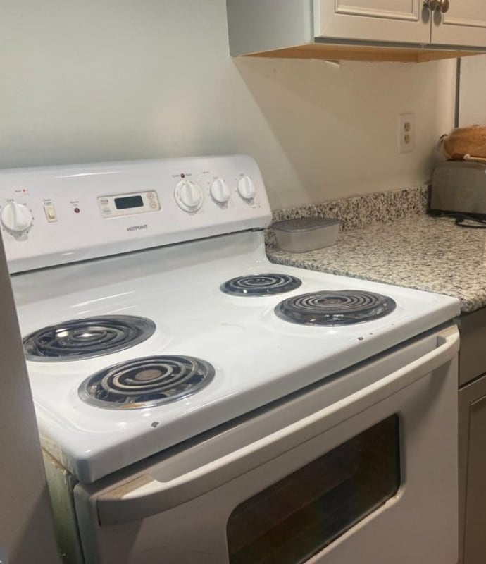 Building Photo - 9 Clinton Ct