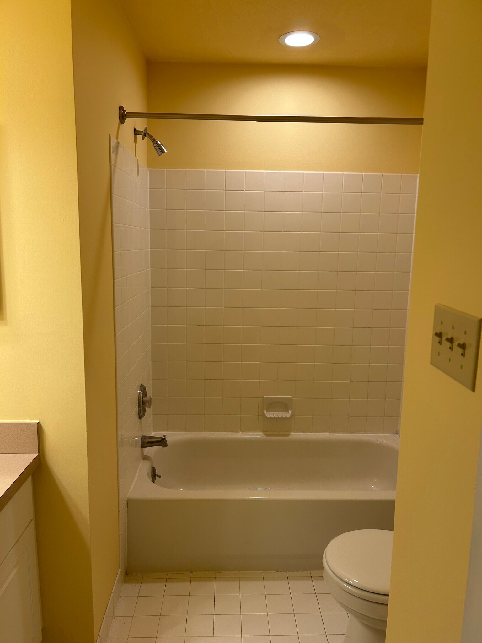 2nd floor bathroom shower and tub - 69 Walker Rd