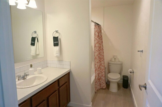 Building Photo - 5553 E Bollo St