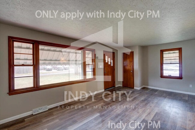 Building Photo - 1336 N Glen Arm Rd