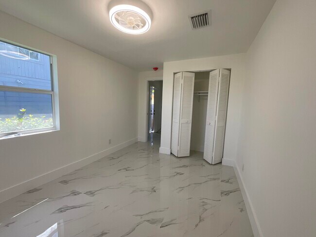 Building Photo - 700 Tallapoosa St
