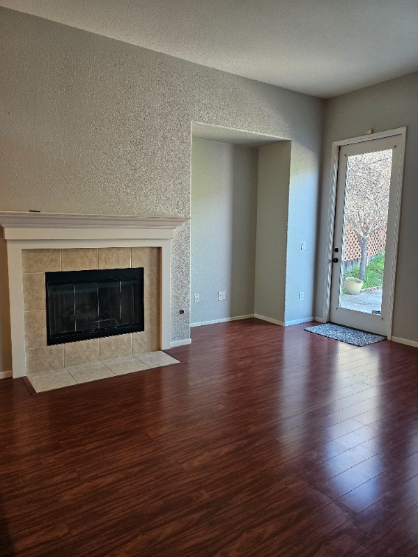 Building Photo - 30636 Parkview Ln