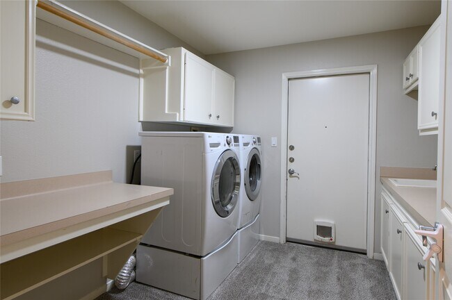 Building Photo - 58 S Plum Crest Cir