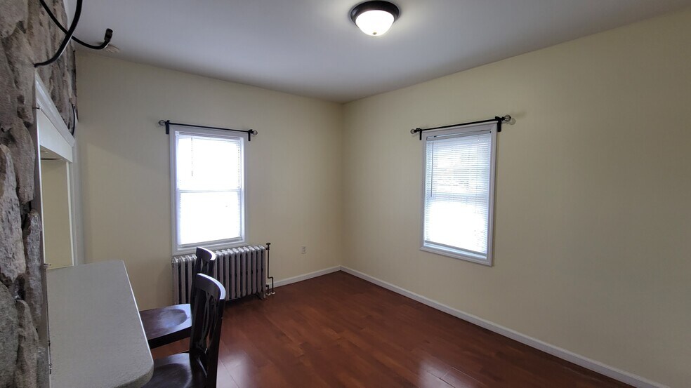 Building Photo - 4817 Aschoff Pl