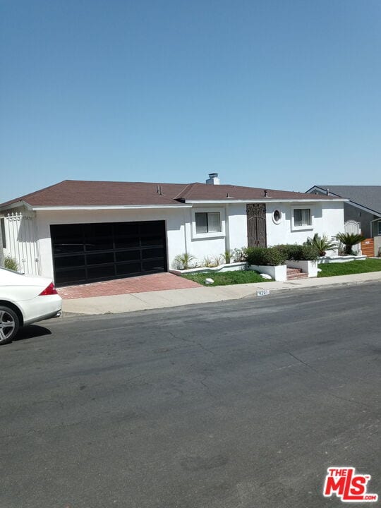 Building Photo - 4201 Don Diablo Dr
