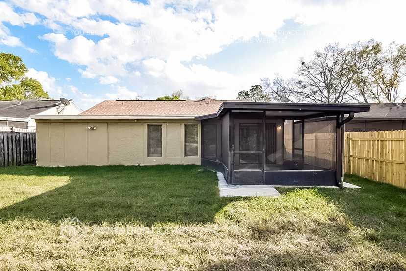 Building Photo - 8512 Misty River Ct