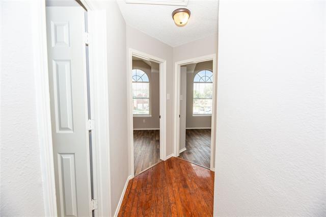 Building Photo - 6718 Scarlet Dr