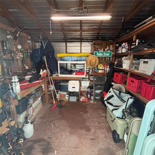 Building Photo - 63 Bass Ave