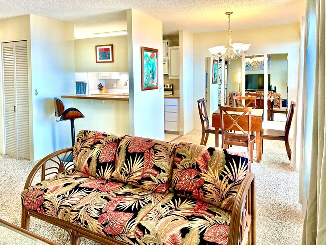 Building Photo - Furnished 2 bedroom 2 bath condo 2 assigned parking stalls