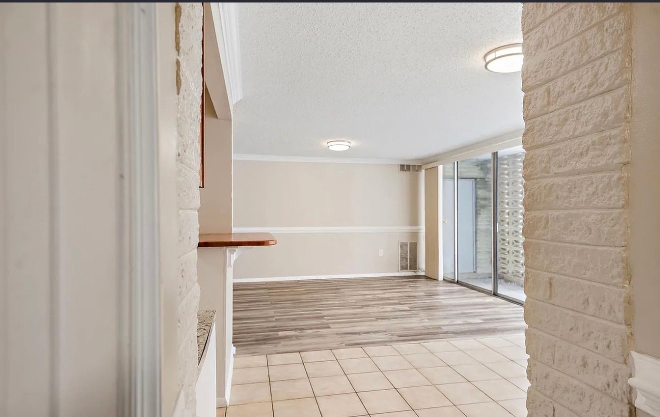 Building Photo - 1826 Metzerott Rd