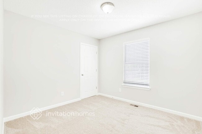 Building Photo - 6358 Hillview Ln
