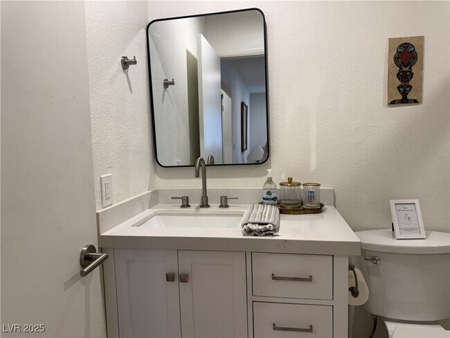 Building Photo - 3611 Rosewood St