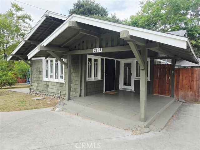 Building Photo - 2121 Garfield Ave
