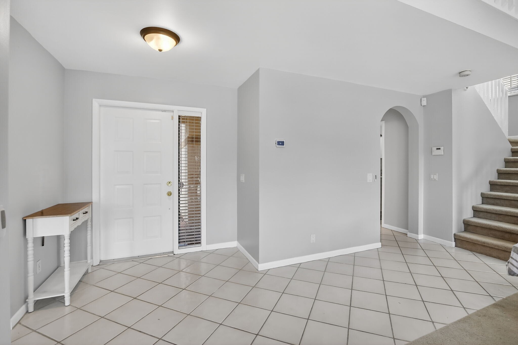 Building Photo - 9481 Oak Grove Cir