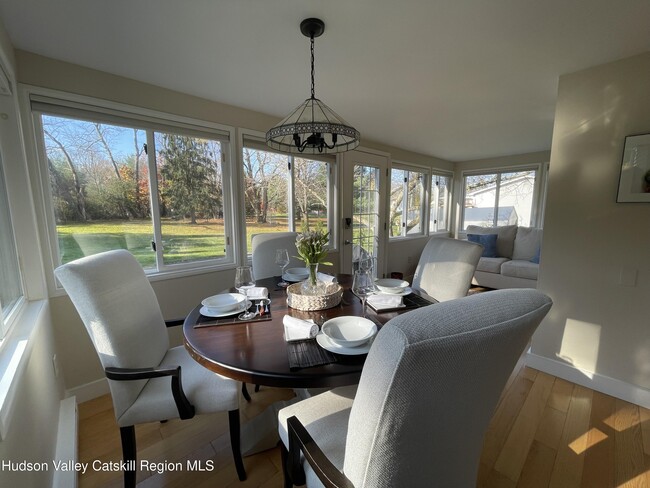 Building Photo - 37 Garage Place Rd