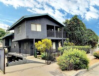 Building Photo - 944 N Avenue 50