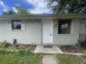 Building Photo - 2722 Delille St
