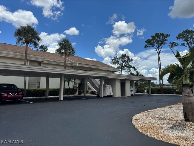 Building Photo - 5665 Trailwinds Dr