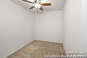 Building Photo - 206 Elderberry