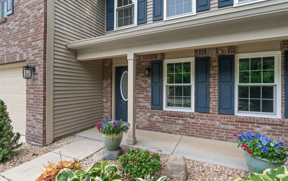 Building Photo - 11763 Igneous Dr