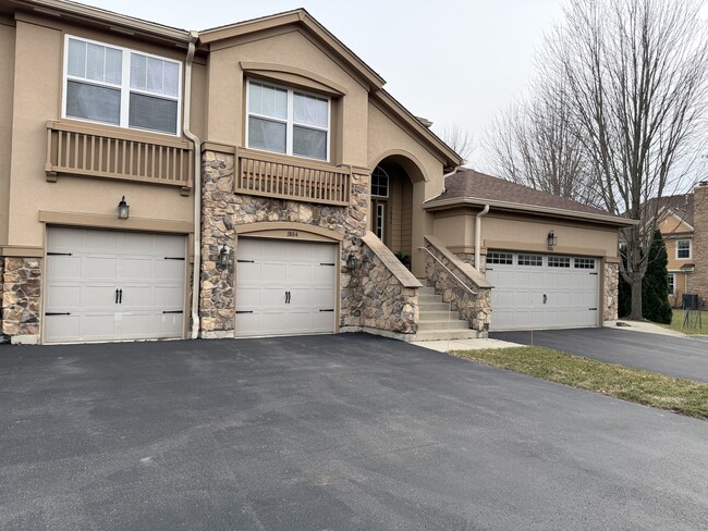 Building Photo - 1804 Crenshaw Cir