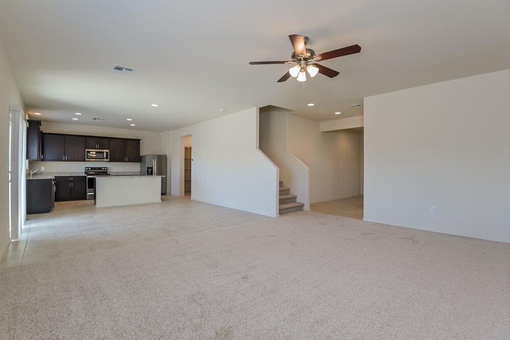 Building Photo - 10854 W Claxton Dr