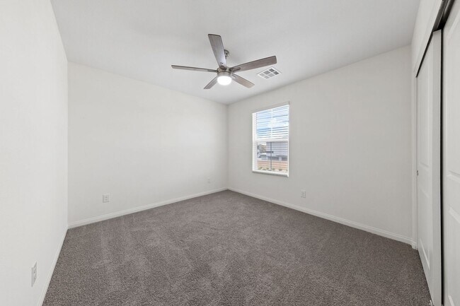 Building Photo - Brand New 3 Bedroom + Loft Home in Cadence...