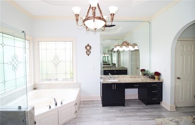 Building Photo - 7775 Tintern Trce