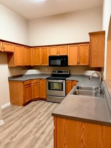 Building Photo - 4852 Ashcroft Dr