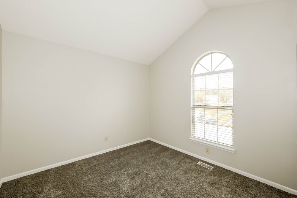 Building Photo - 10027 Park Glen Ct