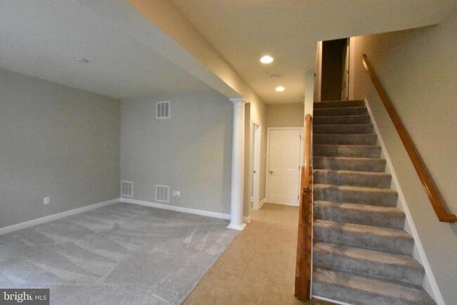 Building Photo - 11675 Leesborough Cir