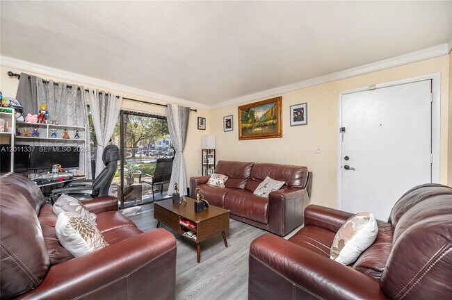 Building Photo - 7095 NW 179th St