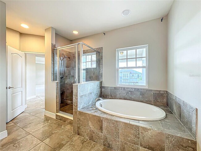 Building Photo - 9421 Dugard Ct