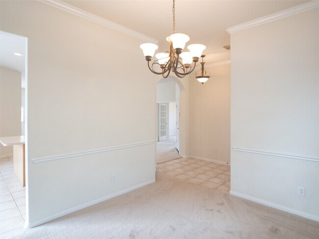 Building Photo - 2727 S Cedar Hollow Dr