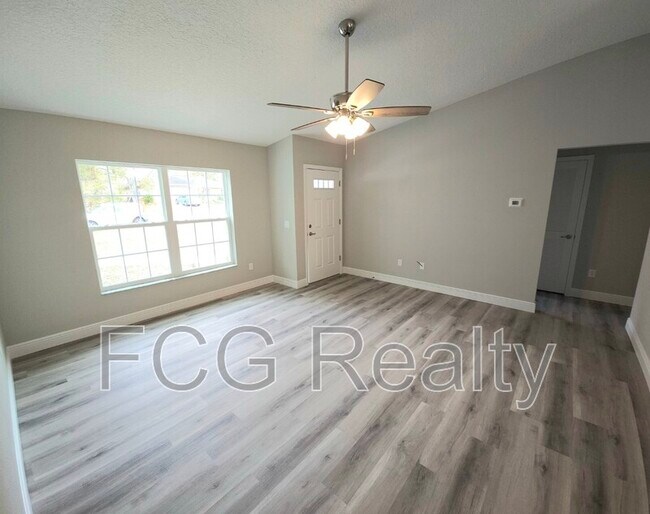 Building Photo - 9111 N Akola Way