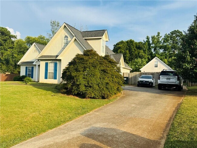 Building Photo - 154 Wynbrook Dr