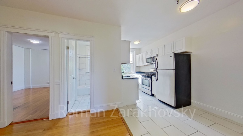 Building Photo - 1848 Commonwealth Ave