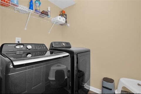 Building Photo - 916 Cora Lee Dr