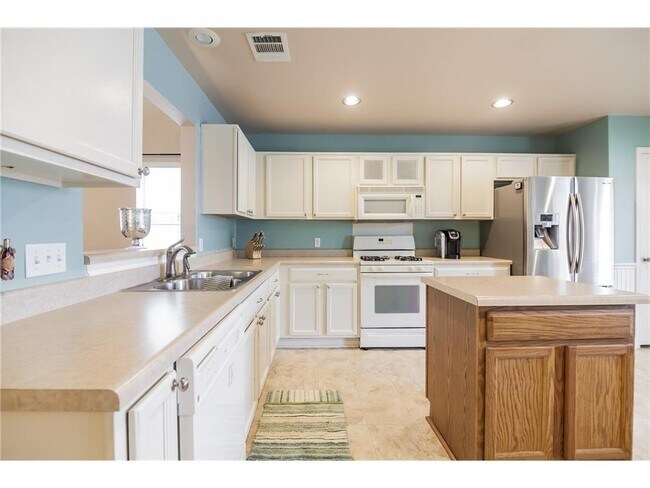 Building Photo - 1025 King Cotton Ln