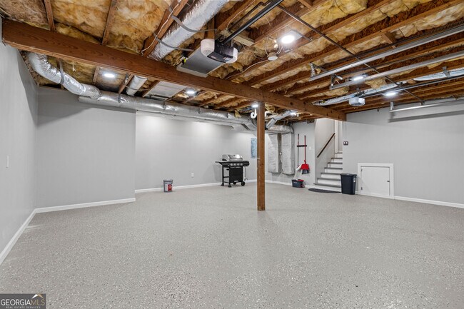 Building Photo - 13 Huntcliff Dr