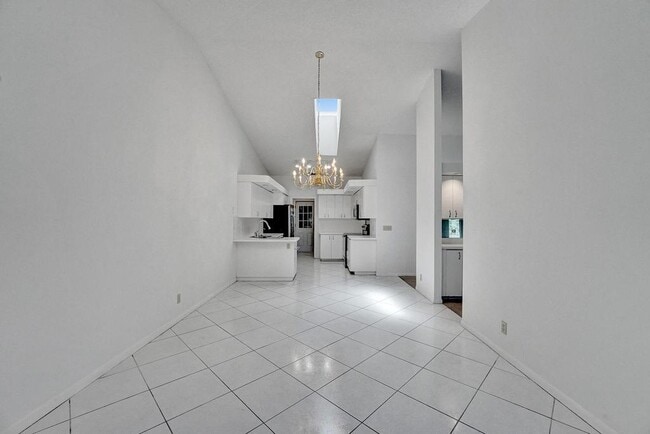 Building Photo - 8578 Eagle Run Dr