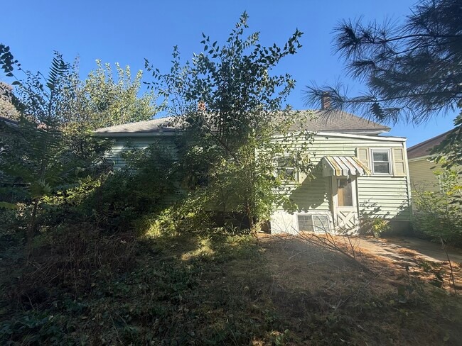 Building Photo - 512 Powell St