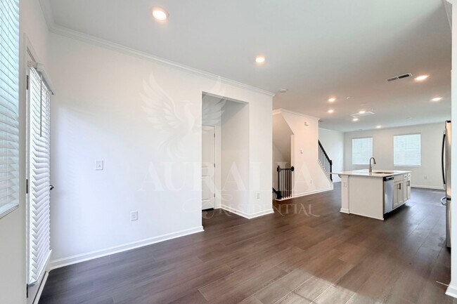 Building Photo - 3611 Elm Grv Ln
