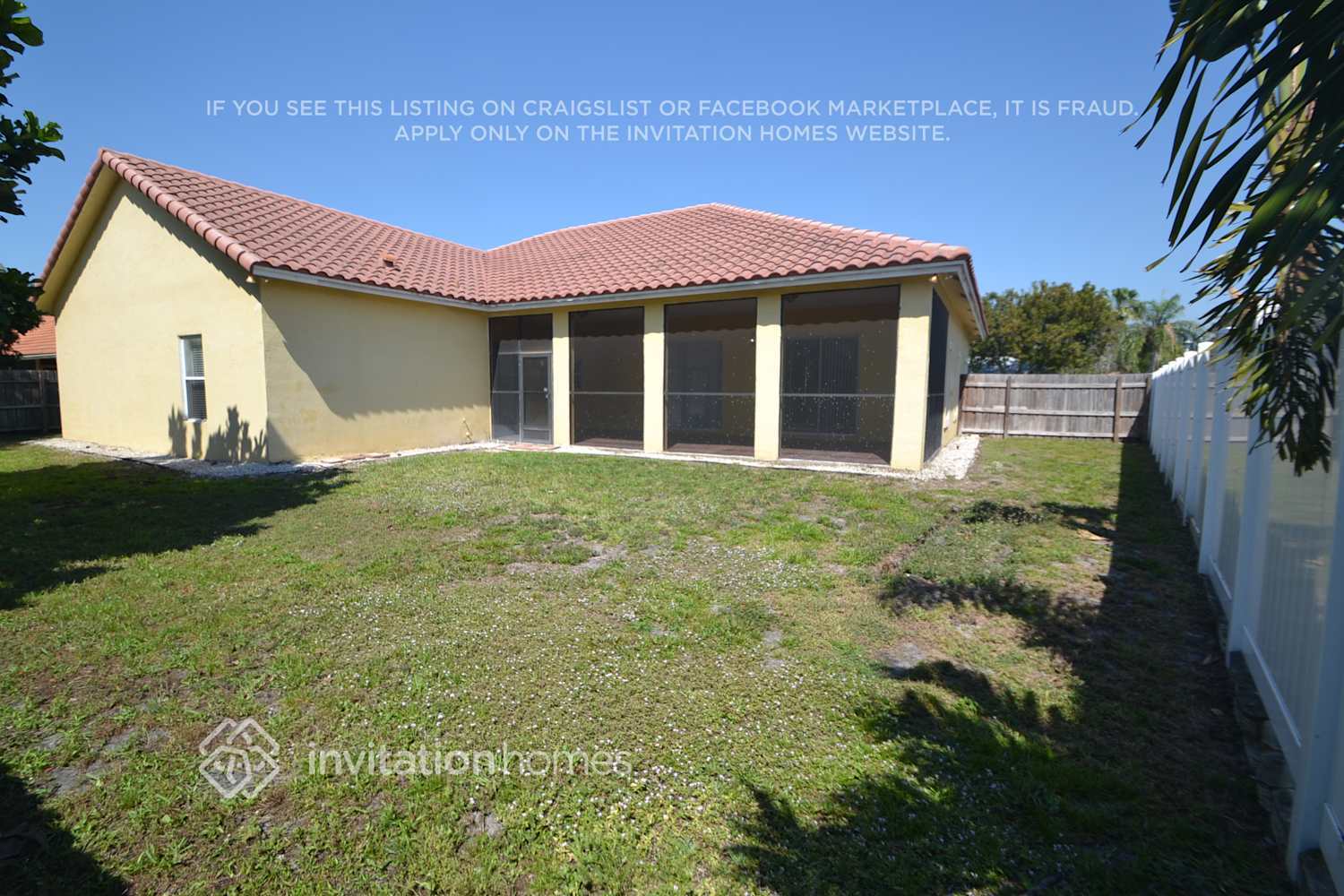 Building Photo - 12770 Kingsway Rd