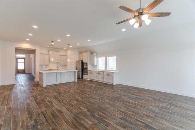 Building Photo - 15835 Wild Rose Bnd Dr
