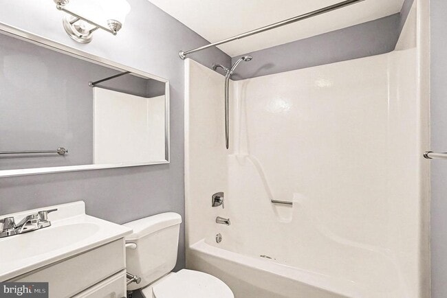 Building Photo - 85 Railroad Ave