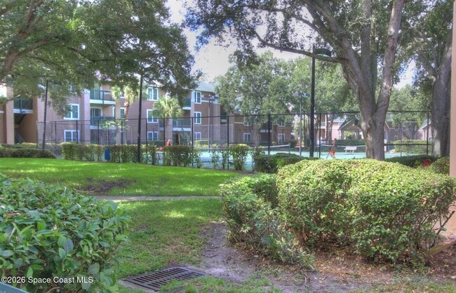 Building Photo - 7667 N Wickham Rd