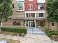 Building Photo - 618 N Boylan Ave