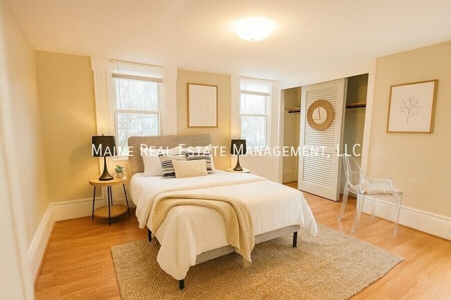 Building Photo - 11 Gilchrest St